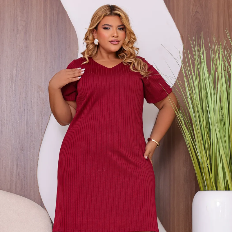 Vestido Plus Size Midi Malha Tricô Feminino Confortável e Elegante
