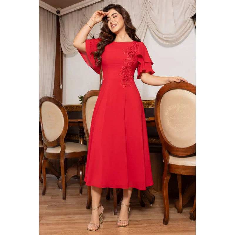 Vestido Midi Crepe com Babados na Manga e Aplicação em Guipir Elegante – AL009