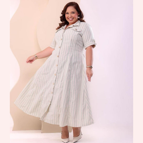 Vestido Midi Listrado Verde Jade com Botões Frontais e Manga Curta – AL004